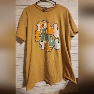 Gildan large graphic tee